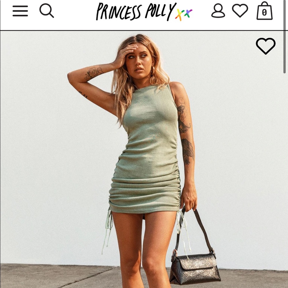 Green lioness dress